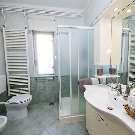 In 39505 Апартаменты