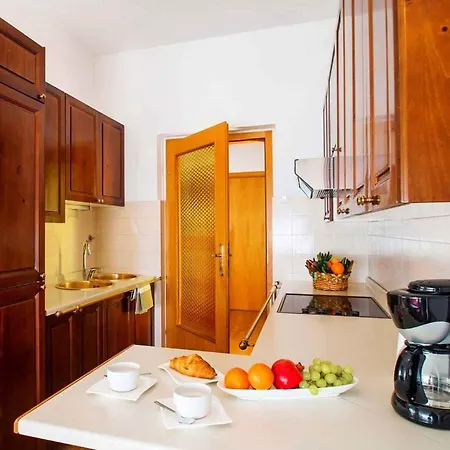 Apartament In 39505