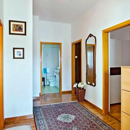 Apartament In 39505 Dramalj